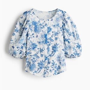 H&M Blue and white Floral Blouse- medium